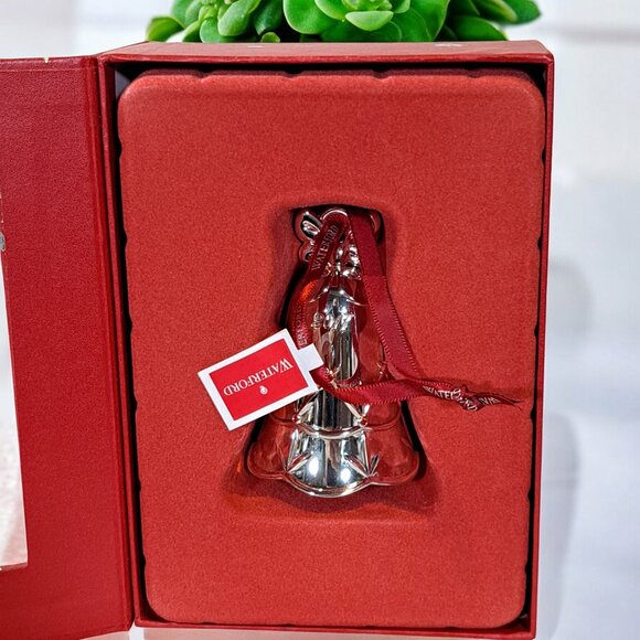 Waterford Bell Ornament Silver Lismore Plated Christmas Decoration dated 2017 - Picture 2 of 14